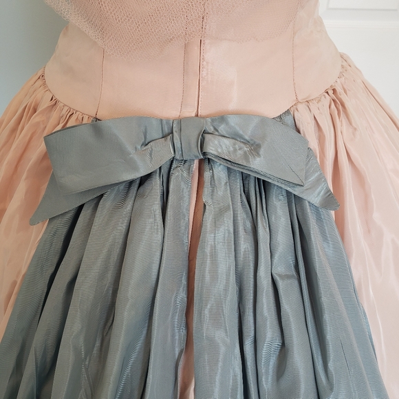 1950's Pink Ballgown, S - Picture 9 of 16